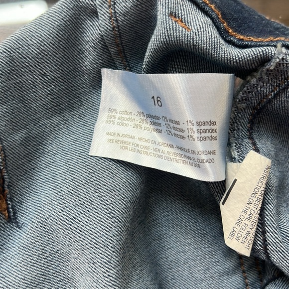 Code Bleu Plus Size Stretch Denim Wide-Leg Cropped Jeans - Picture 9 of 13